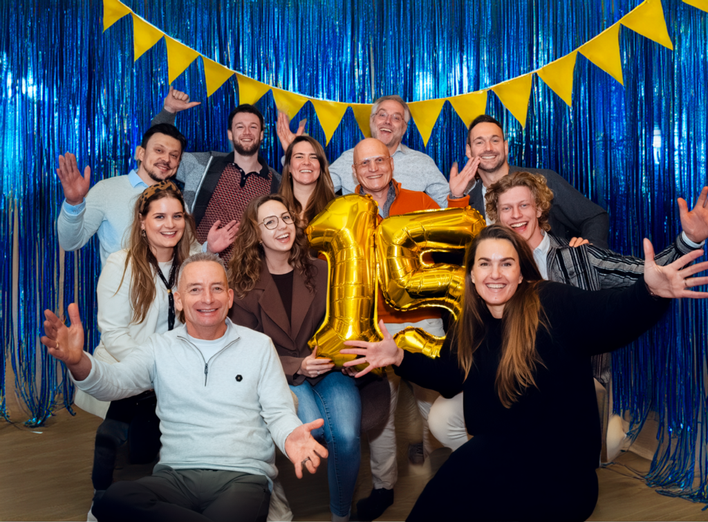 alle Rapasso collega's met een cijfer ballon 15